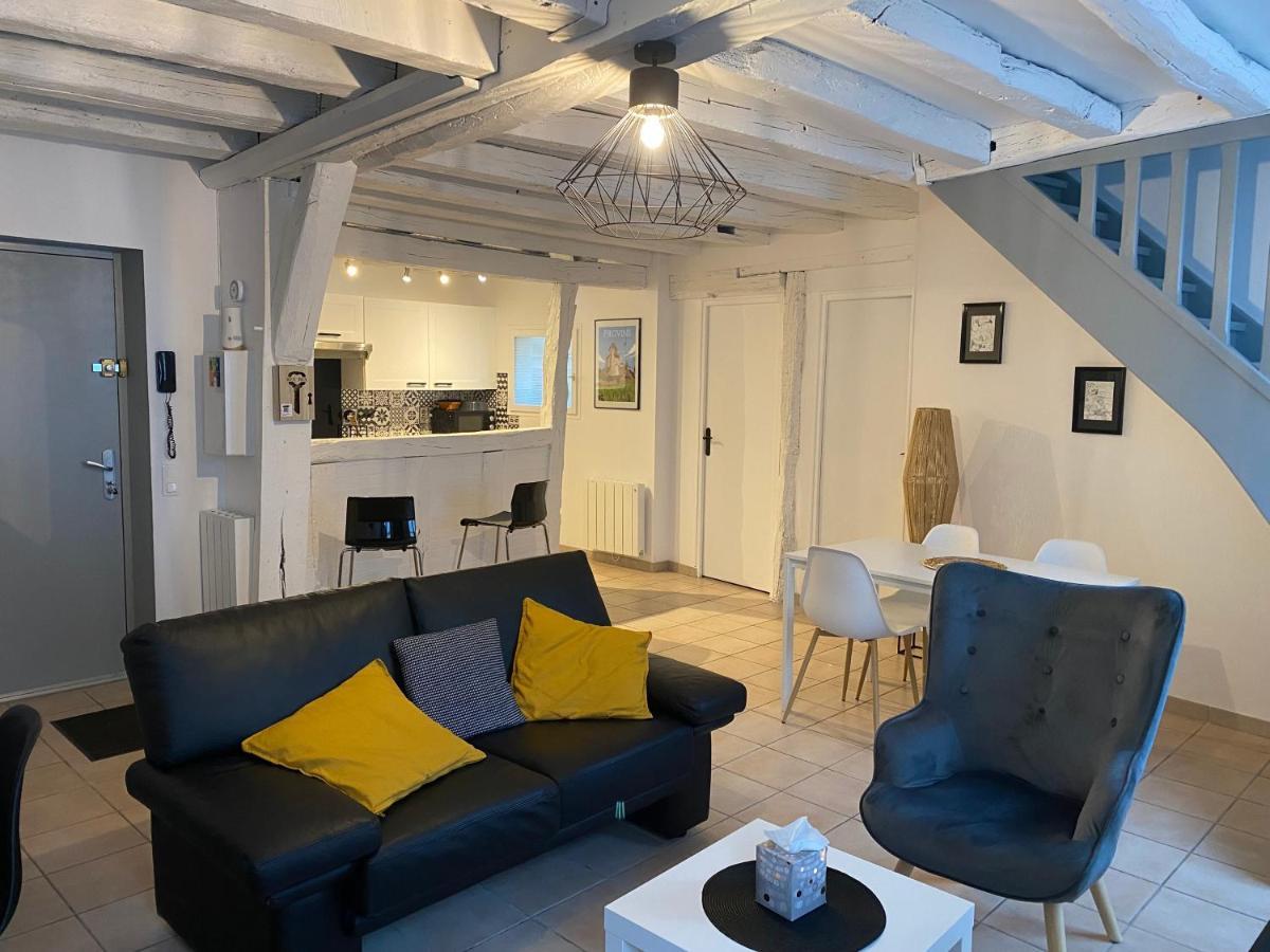 Le Marais Vous - Duplex En Centre-Ville. Provins Dış mekan fotoğraf